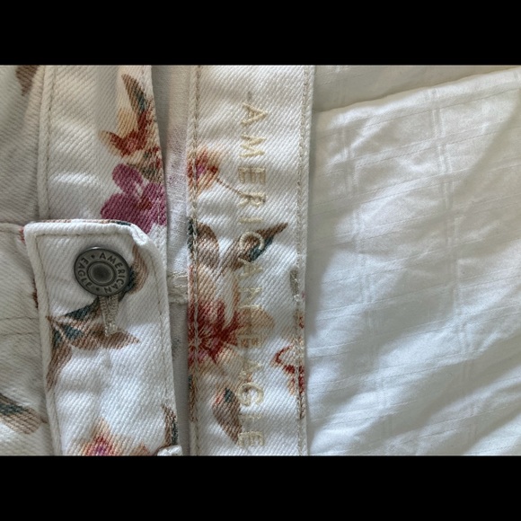 American Eagle Floral High Waist Denim Jean Shorts - Picture 3 of 6